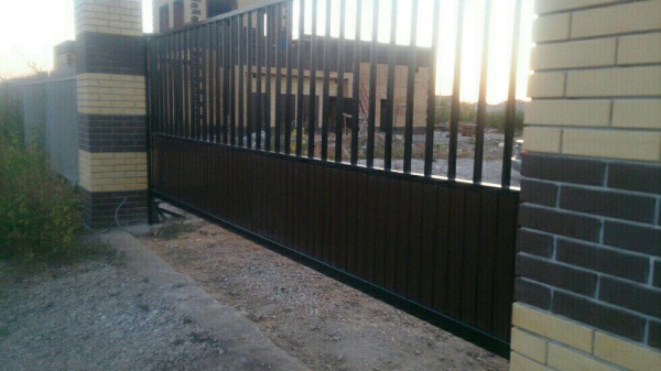 Откатные ворота в Самаре Красный Яр